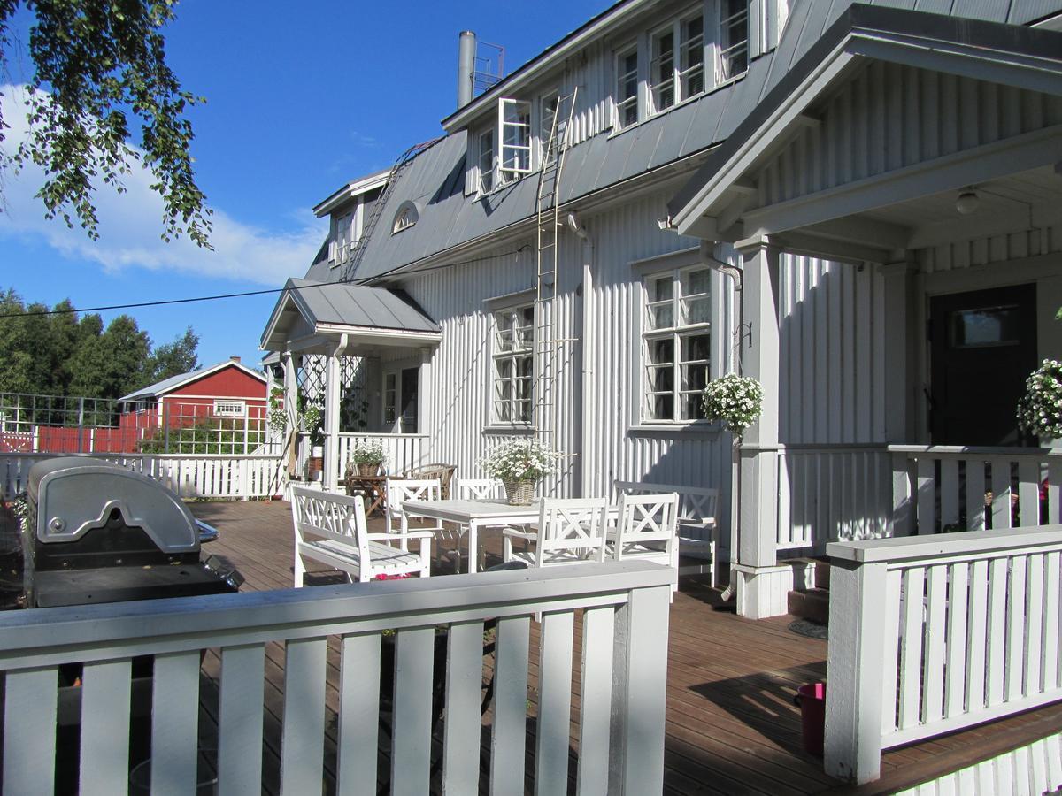 Hotelli Huiskankorpi Boutique Hotel Nivala Exterior foto