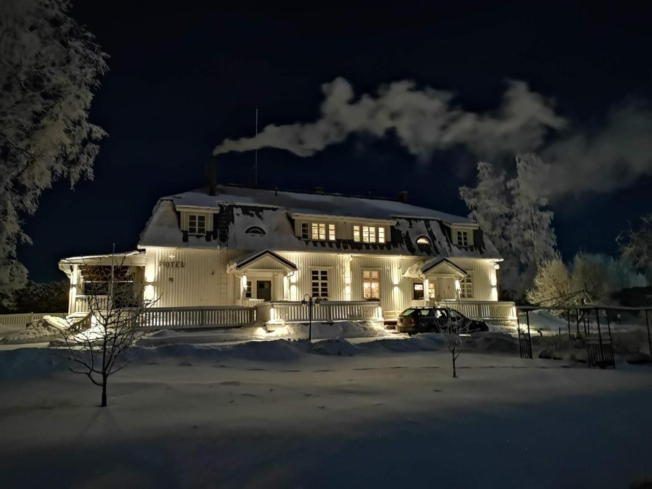 Hotelli Huiskankorpi Boutique Hotel Nivala Exterior foto